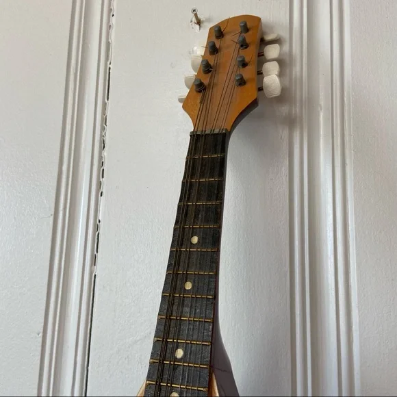 Vintage Russian Mandolin - Picture 8 of 12